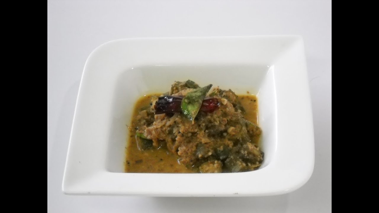 Okra Curry (Lady's finger vegetable curry)/ Vendaka Theeyal